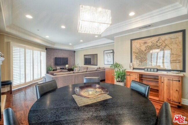 Building Photo - 11578 Iowa Ave