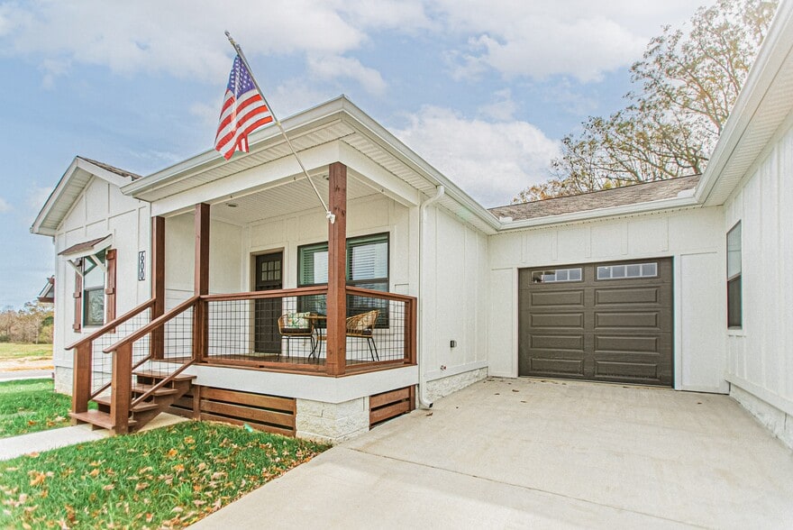 Exterior - 600 Vera K Ct