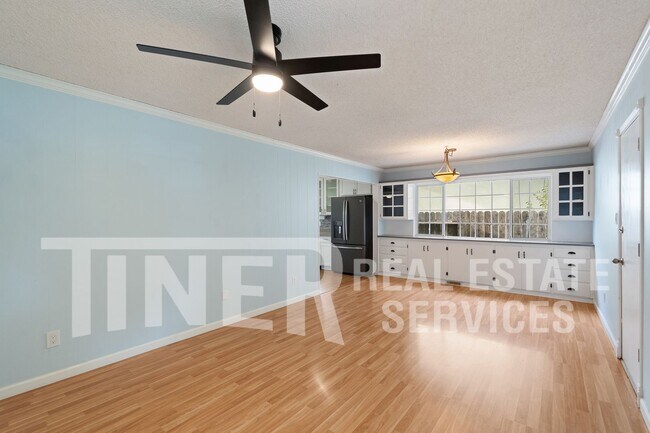 Building Photo - 2940 Belmar St