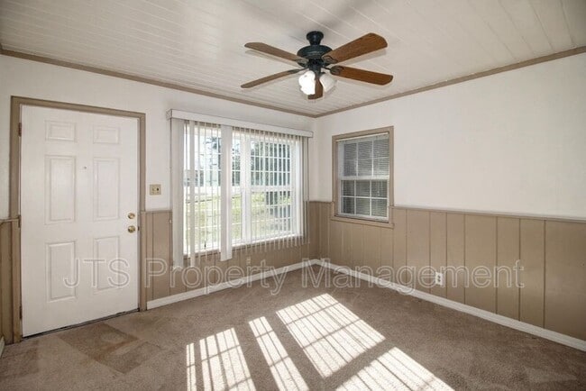 Building Photo - 3107 Del Paso Blvd