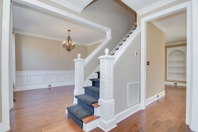 Building Photo - Large 3 Story Home in Evans!