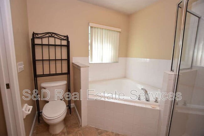 Building Photo - 7109 Evergreen Loop