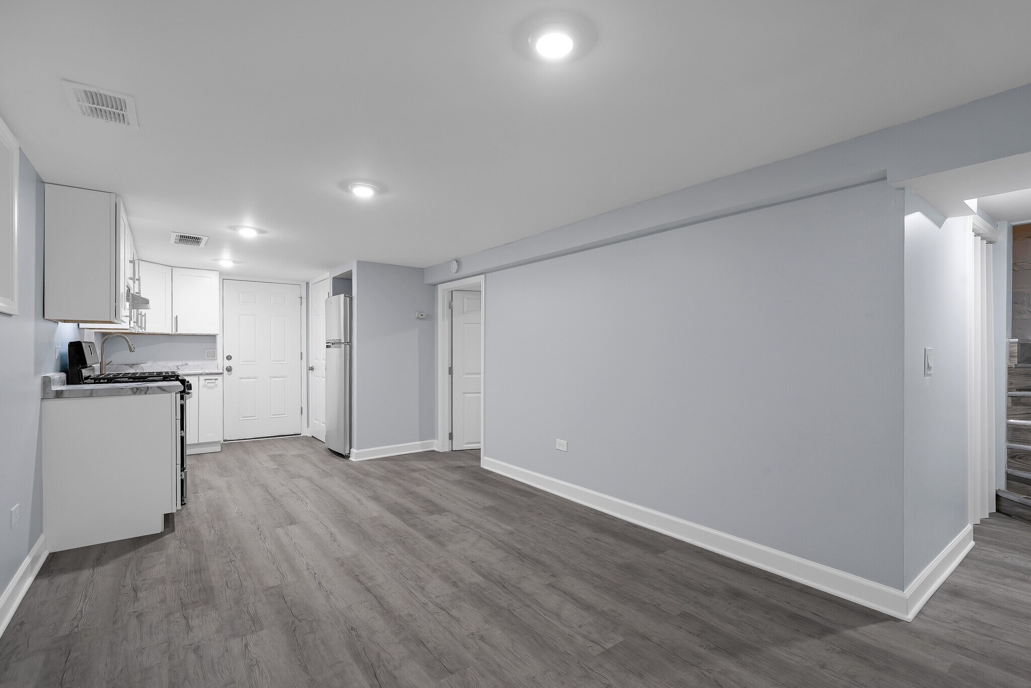 Building Photo - 5620 N Marmora Ave