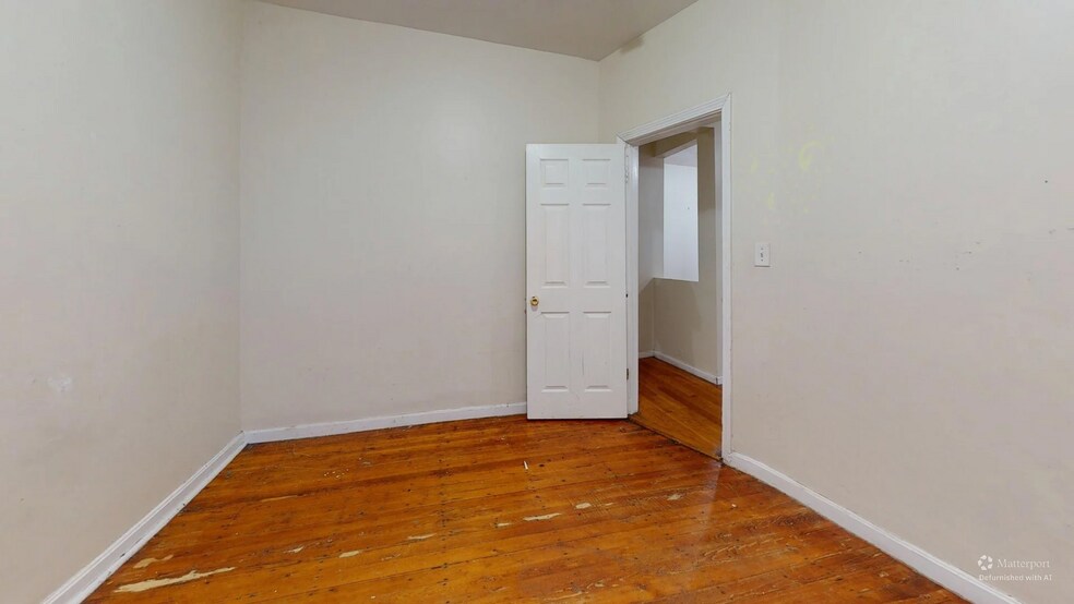 Building Photo - 15 Langdon St