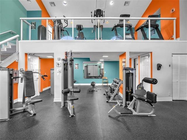 Building Photo - 9001 Wiles Rd