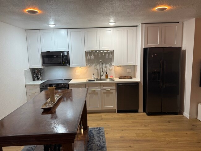 Building Photo - Spring Lawson