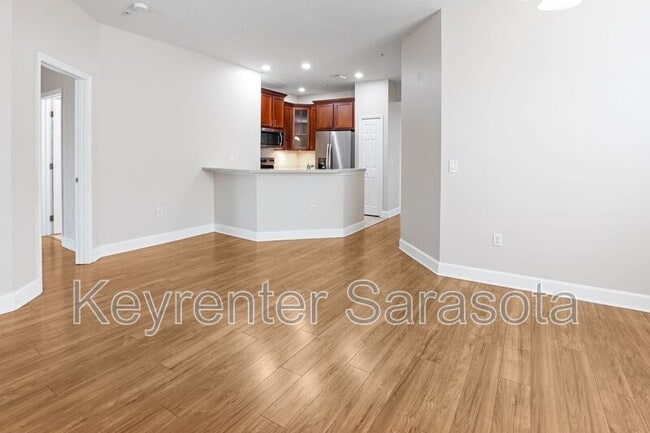 Building Photo - 8078 Moonstone Dr