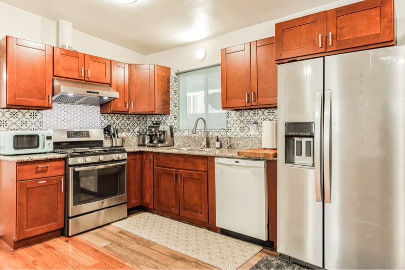 Building Photo - 1519 W 37th Pl