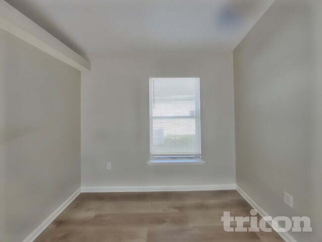 Building Photo - 4350 Jillian Dr