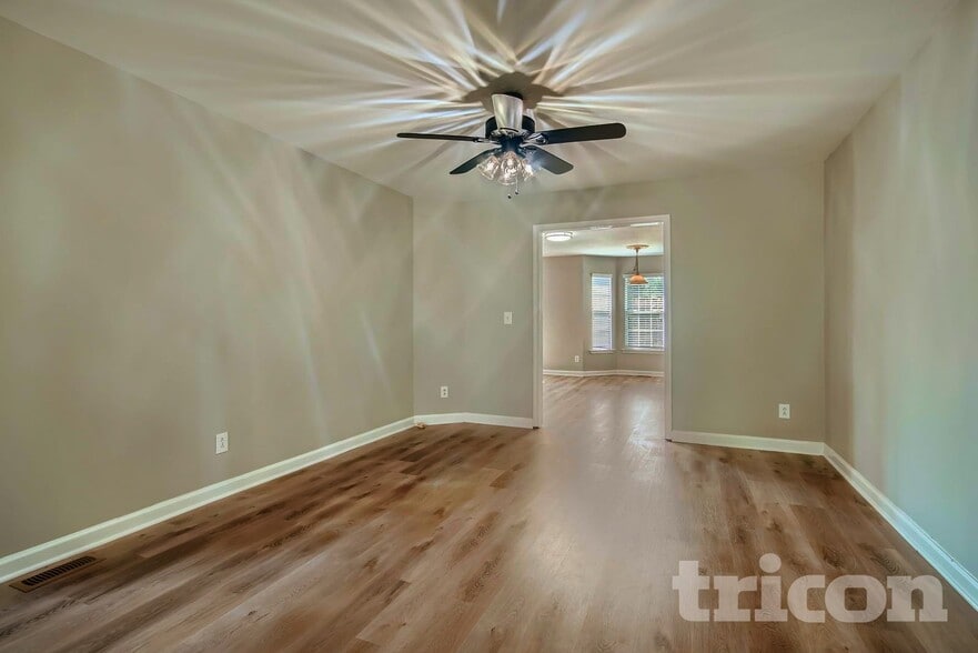 Building Photo - 4021 Raccoon Run Ct