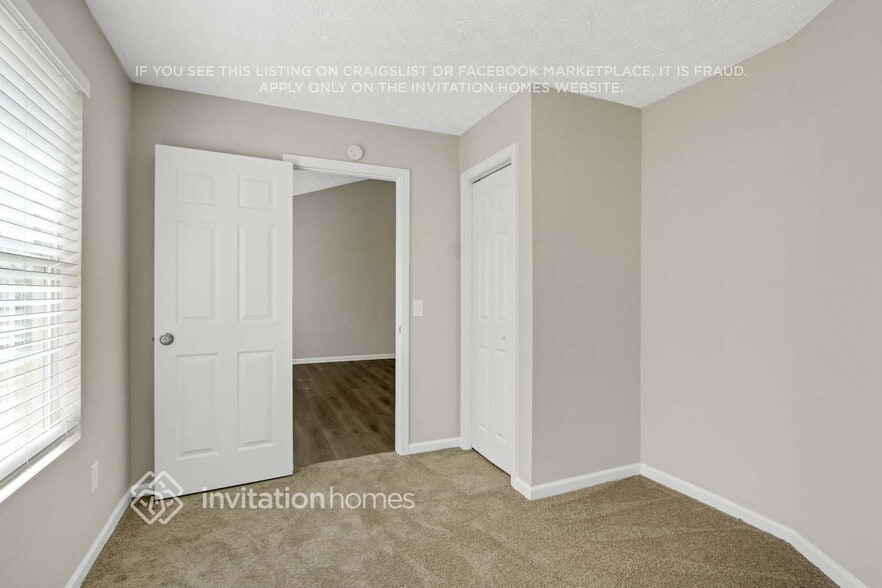 Building Photo - 4035 Hollow Springs Tr SE