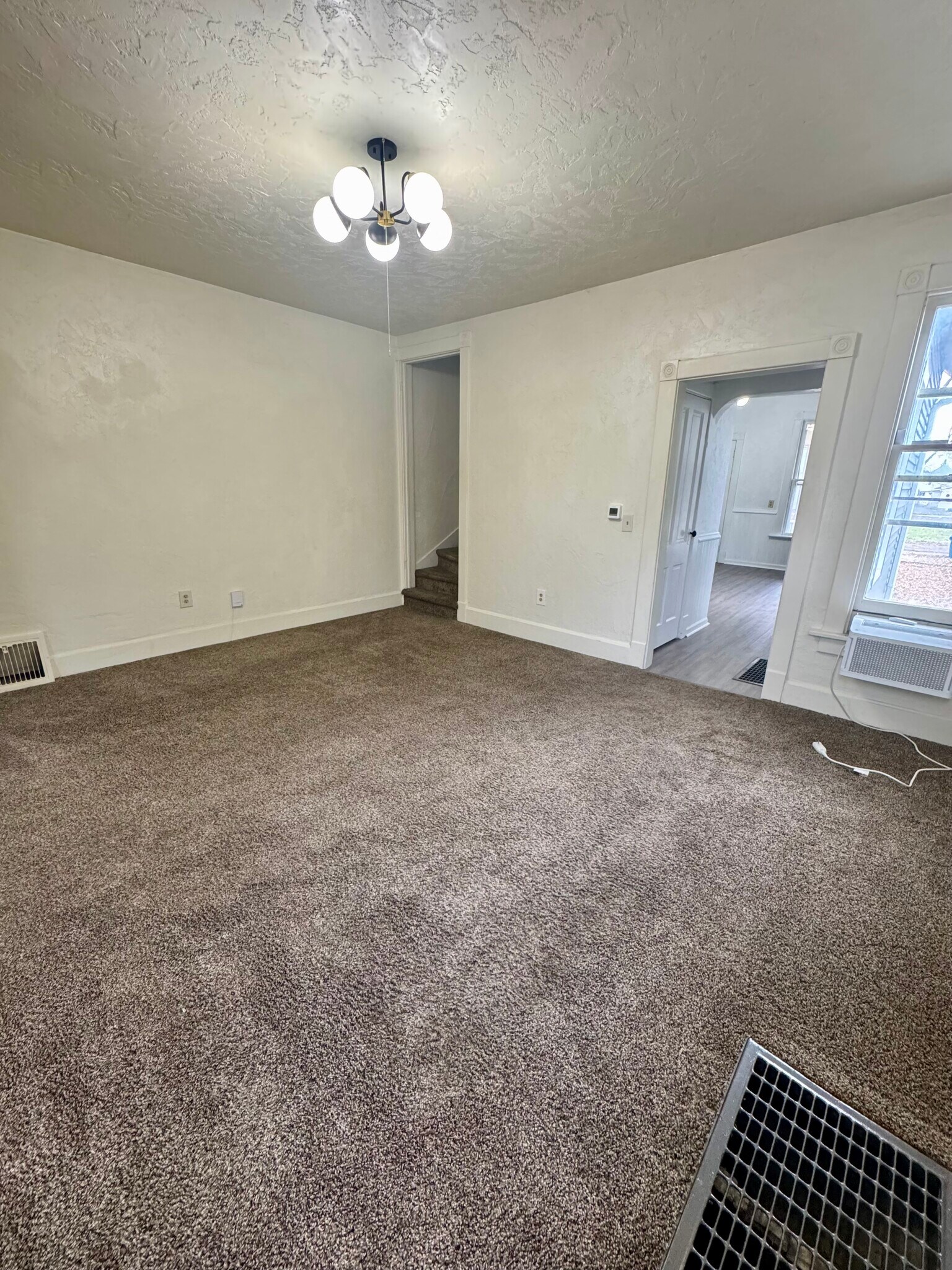 Building Photo - 2325 McKinley Ave