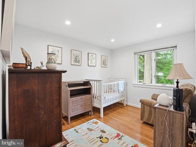 Building Photo - 405 Underhill Pl
