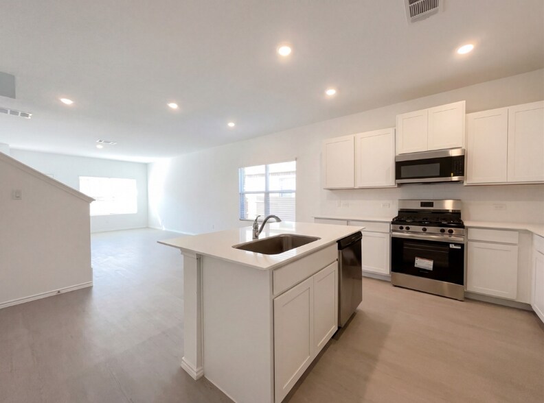 Building Photo - 177 Cibolo Crk Lp