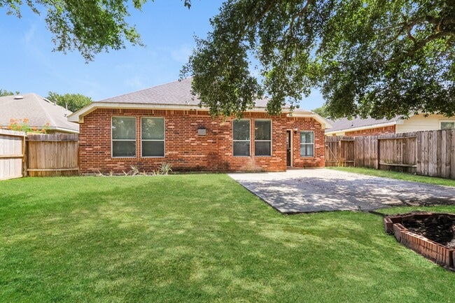 Building Photo - 21735 Orange Maple Ct