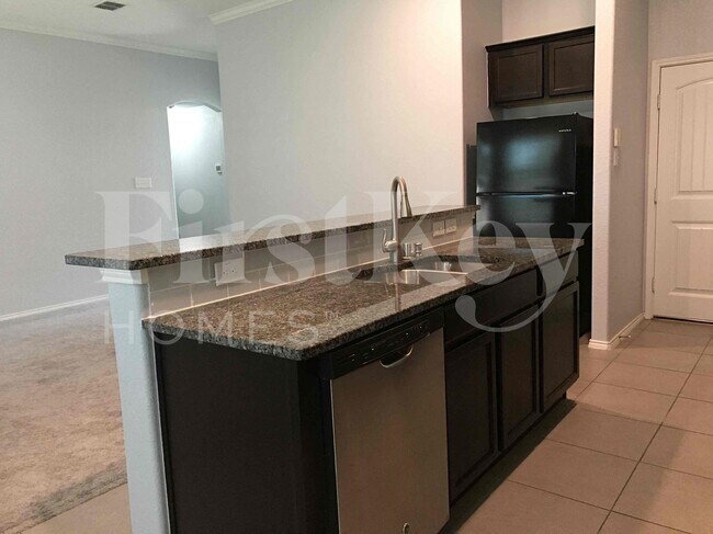 Building Photo - 264 Callaghan Dr