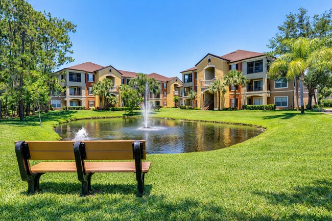 Building Photo - Beautiful 1/1 condo Lake View close to UCF and Valencia College.