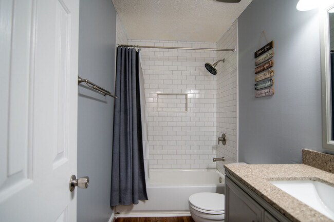 Building Photo - 4801 Buttonbush Dr