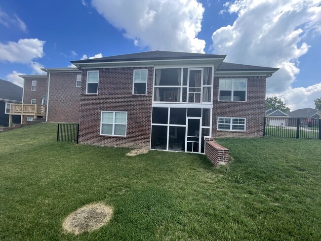 Building Photo - 8116 Cedar Crest Ln