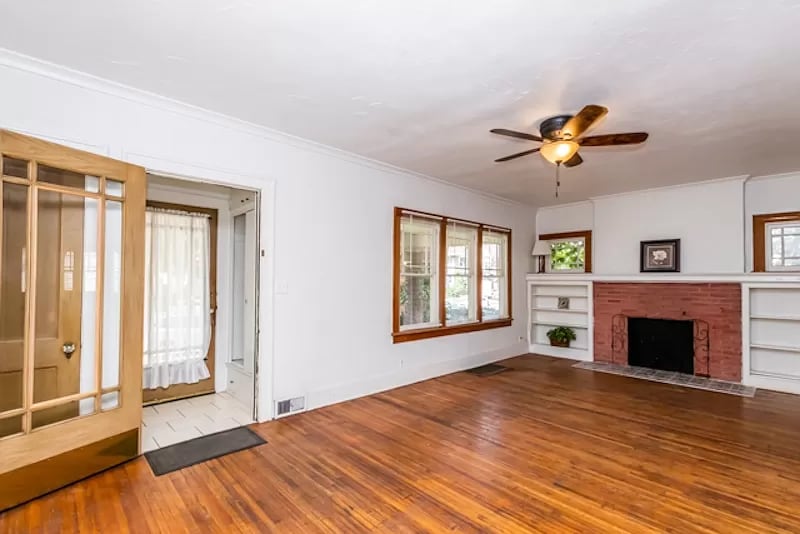 Entry Way - 1012 N Glenwood Ave