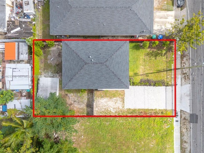 Building Photo - 1413 NW 40th St