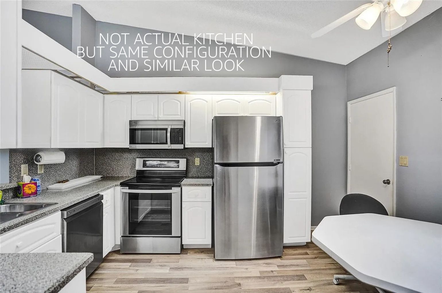 Building Photo - 6539 Royal Manor Cir