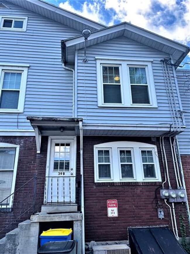 Building Photo - 39-47 Brown Street
