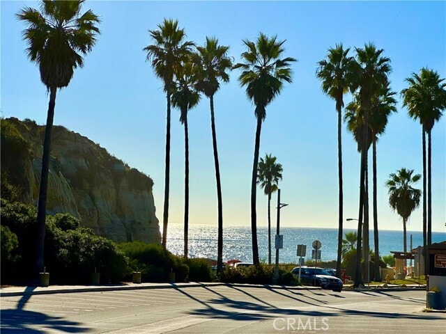 Building Photo - 116 Avenida Calafia