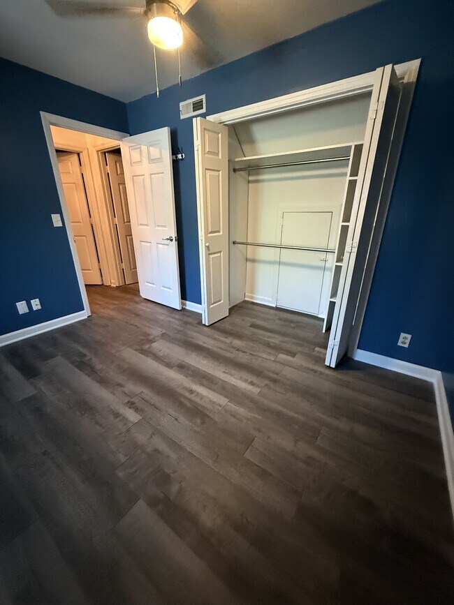 Building Photo - 1413 Quail Run