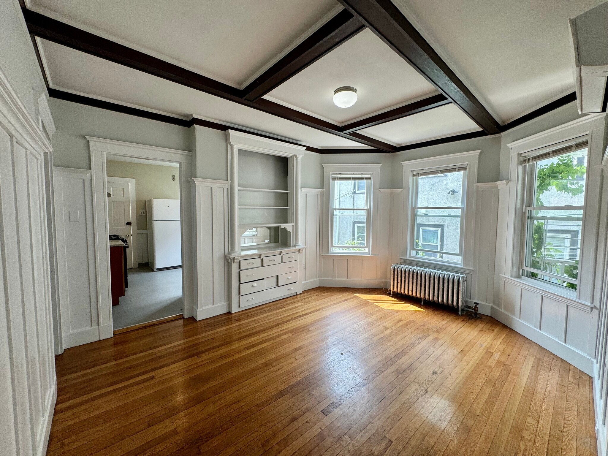 Building Photo - 28 Boulevard Ter