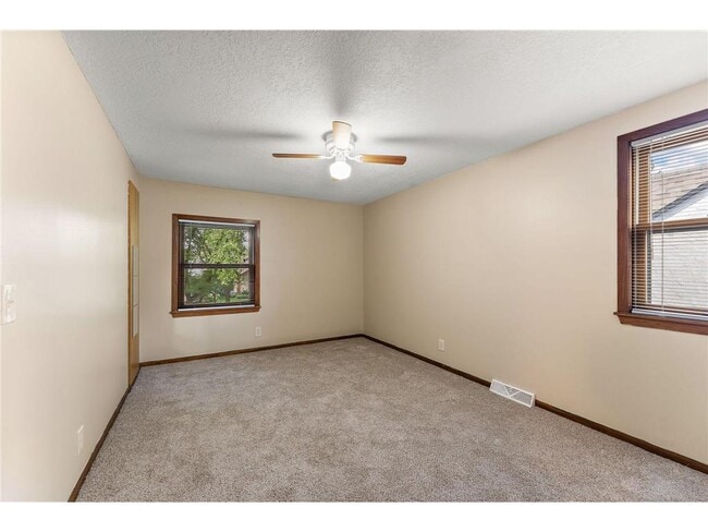 Building Photo - 5317 Abbott Ave S