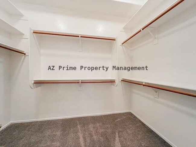 Building Photo - 890 N Bullmoose Dr