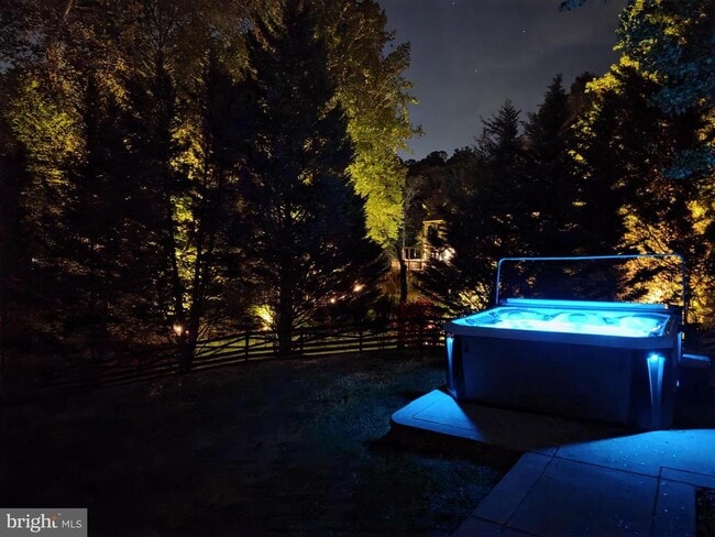 Building Photo - 7500 Tahoe Ct