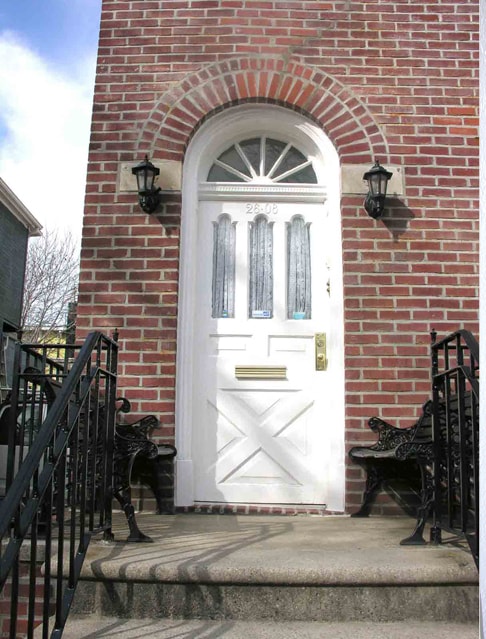 building entrance - 2608 14th St