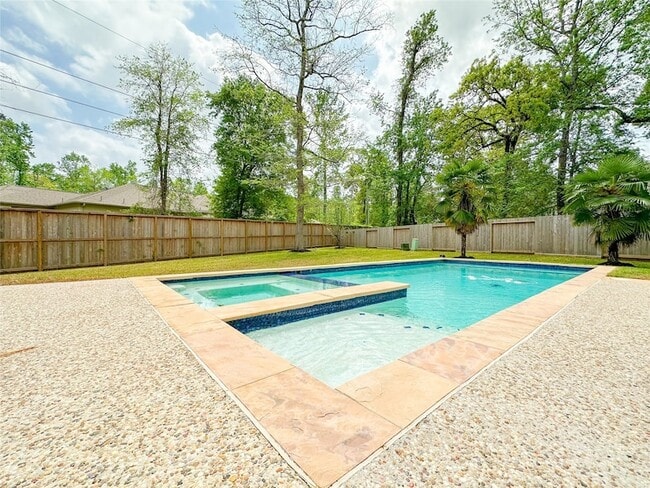 Building Photo - 11 Orion Star Ct