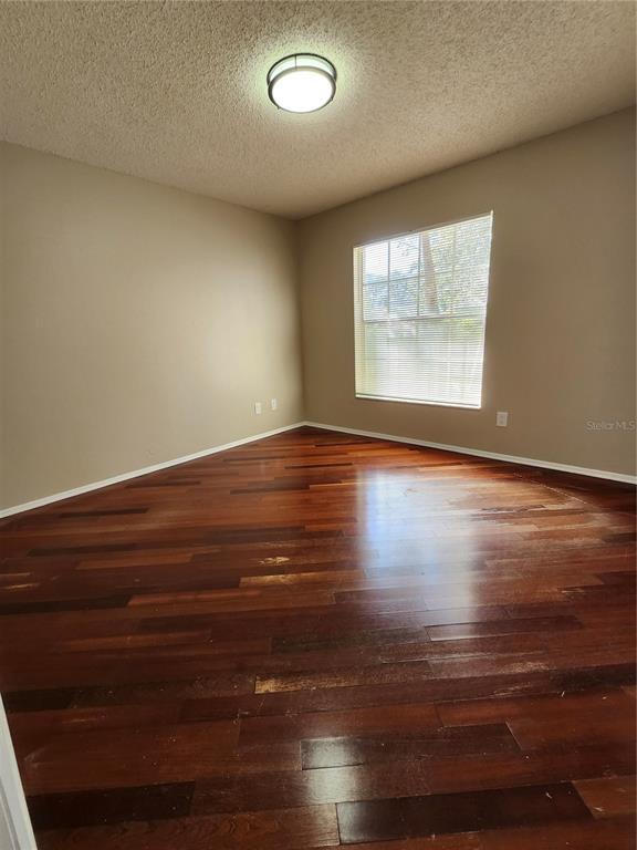 Building Photo - 1512 Bay View St