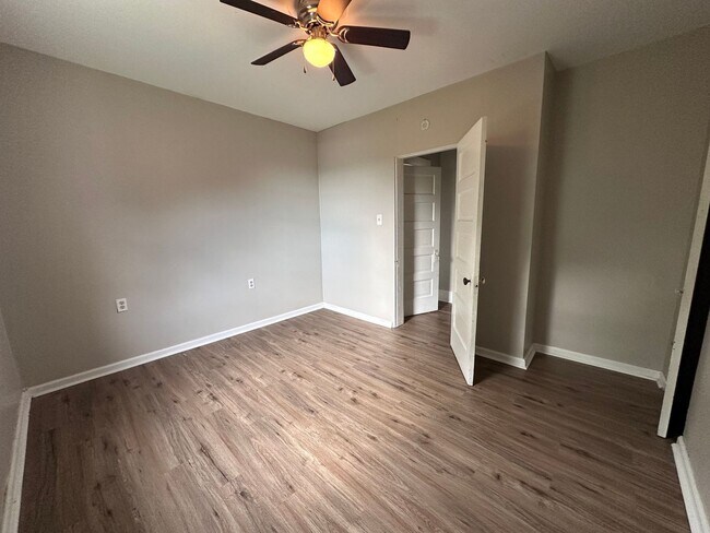 Building Photo - Charming 2-Bedroom Home in Ambridge – Convenient Location!