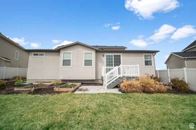 Building Photo - 13099 Twisted Oaks Dr