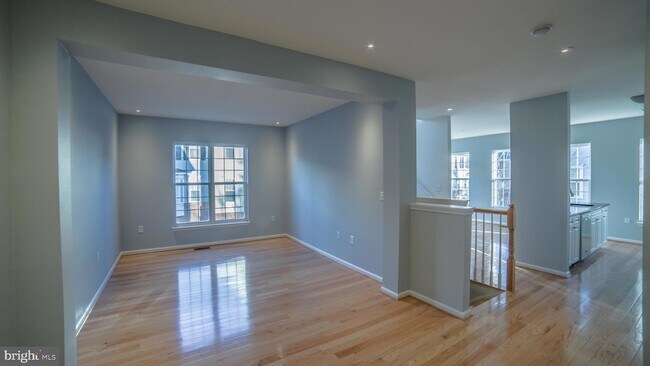 Building Photo - 8067 Nicosh Cir Ln
