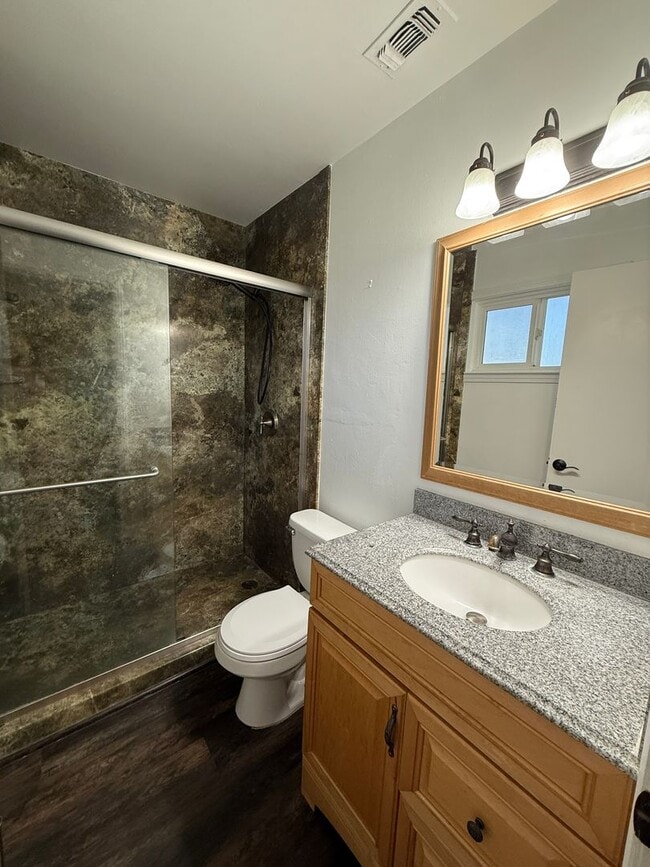 Building Photo - Updated Home in Dixon