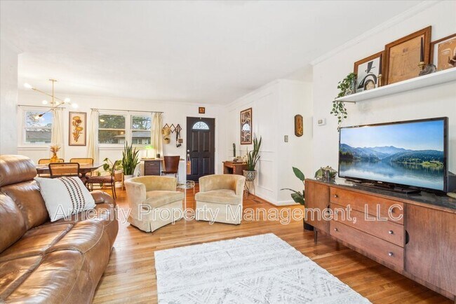 Building Photo - 409 Caren Dr