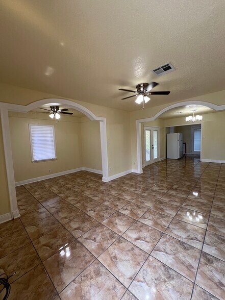 Living Room/Small Office - 3509 Leonidas St