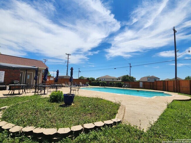 Building Photo - 9140 Timber Path