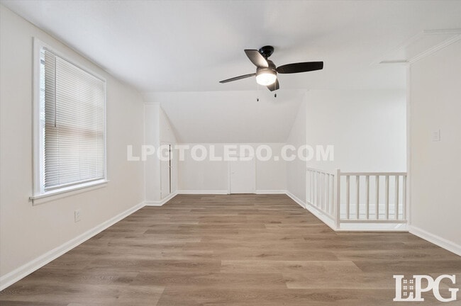 Building Photo - 3714 Wallwerth Dr