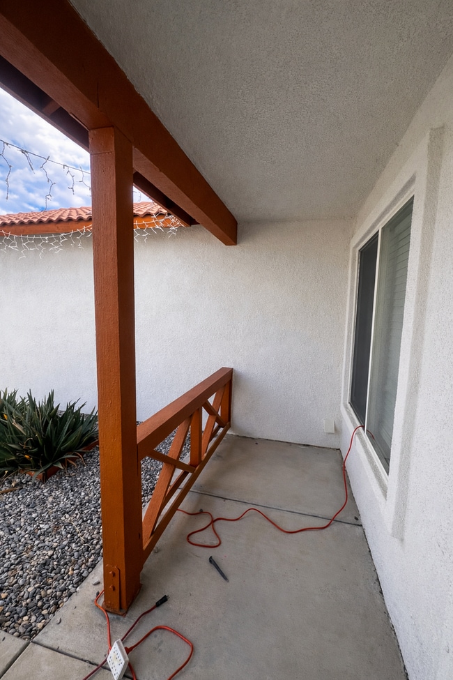 Building Photo - 71503 Sunflower Dr