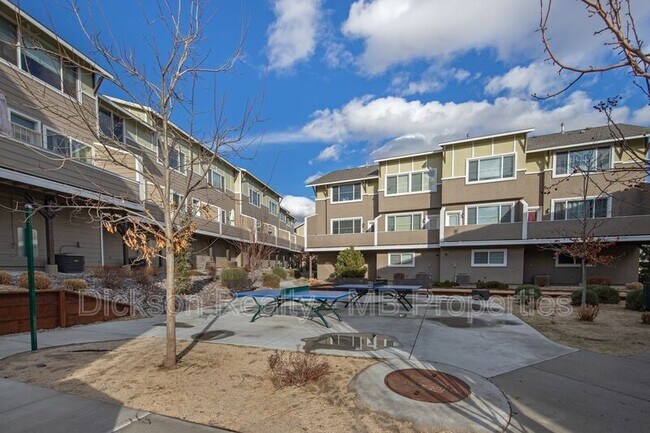 Building Photo - 2710 Dana Kristin Ln