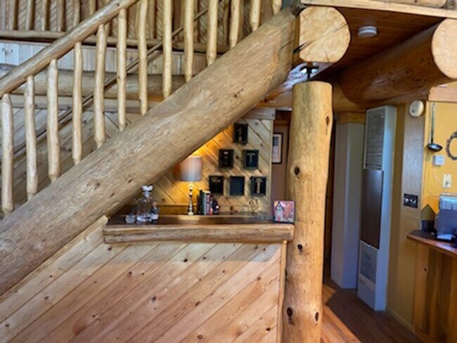 Building Photo - Spacious Cabin in the Pines ~ S Prescott