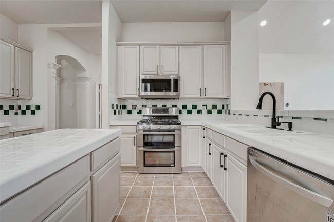 Building Photo - 10615 Indian Paintbrush Ln