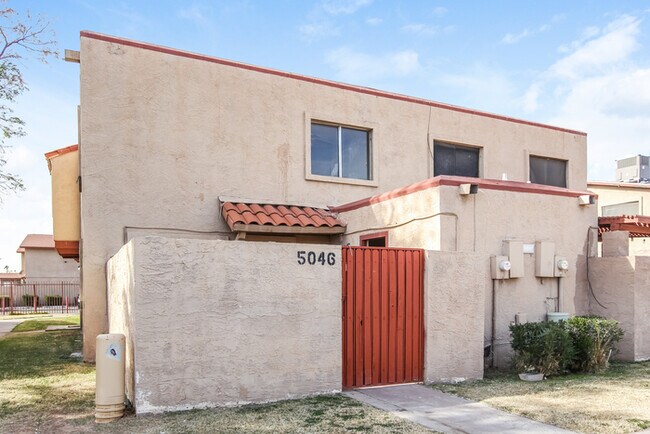 Building Photo - Charming Home in a Prime Phoenix Location!