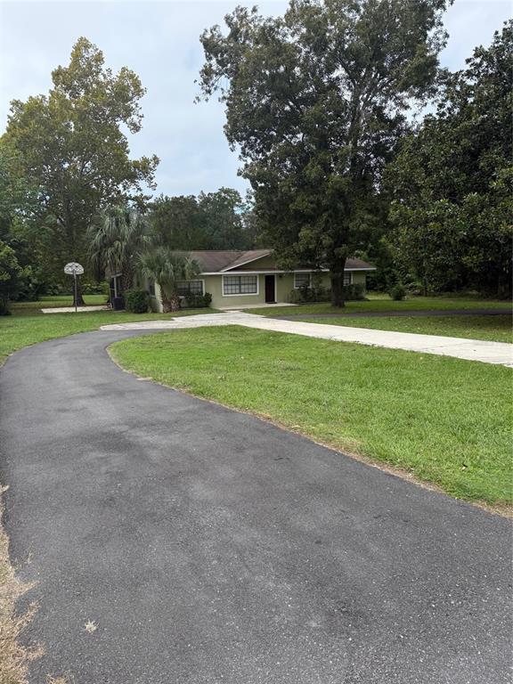 Building Photo - 3250 SE Lake Weir Ave